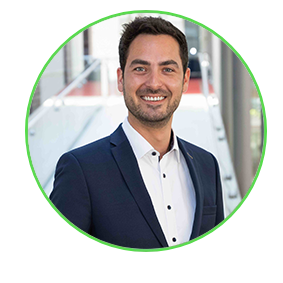 Oliver - Philosophy and Sociology Expert